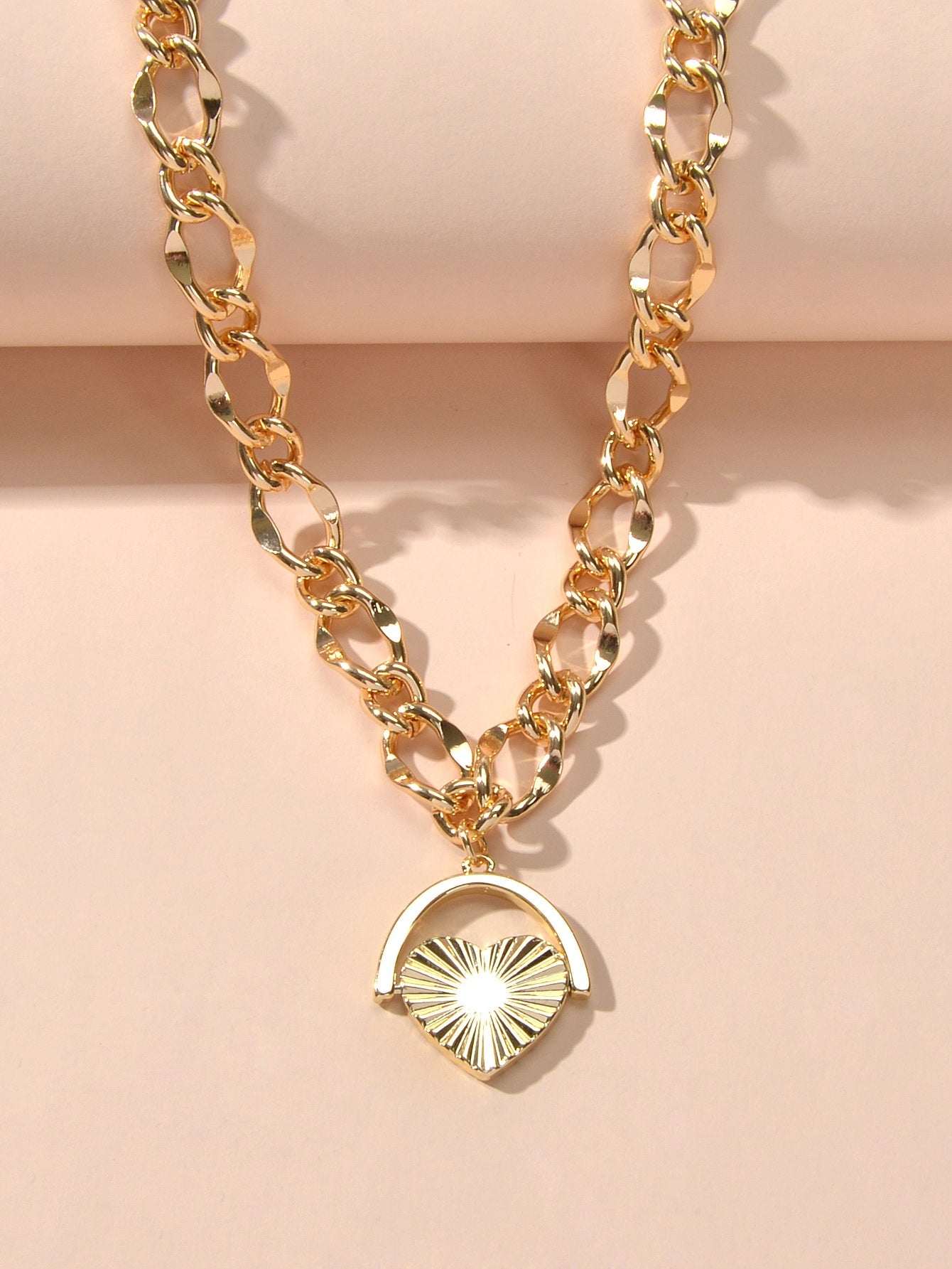 Thick Gold Chain Heart Statement Necklace-2