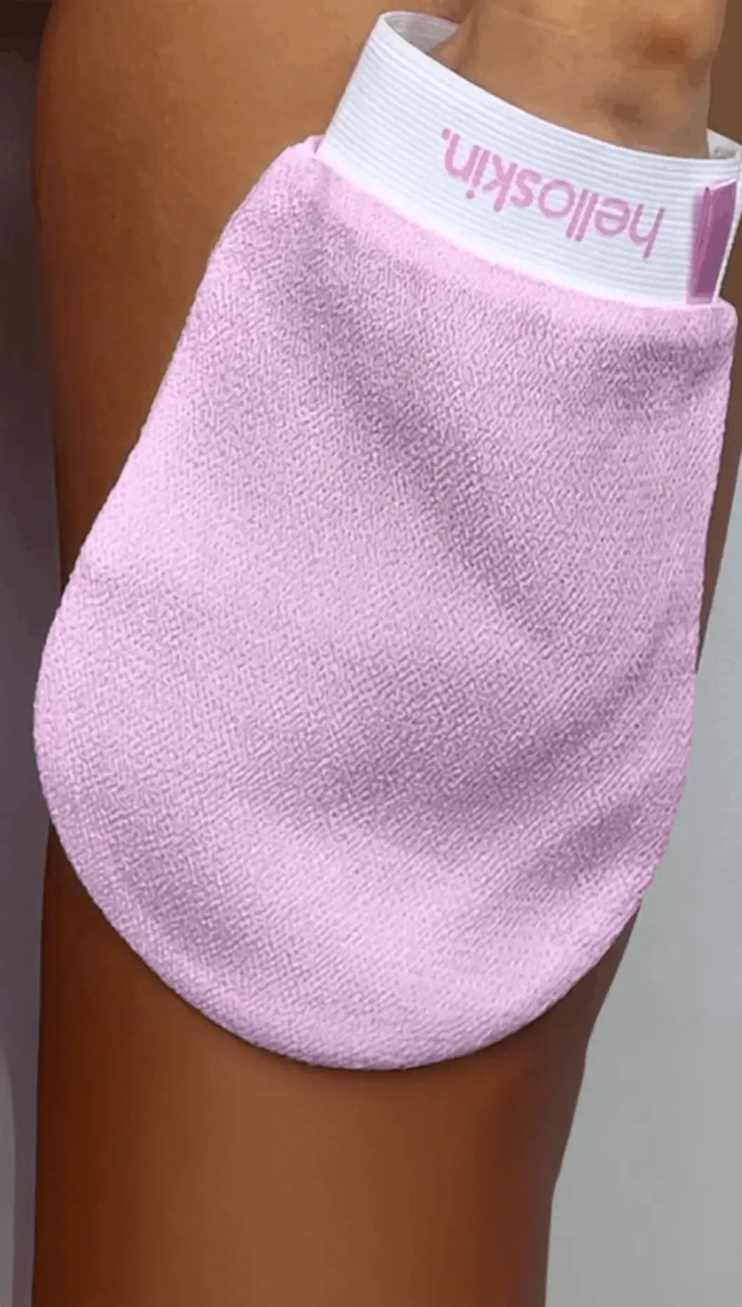 his & hers exfoliating glove (pink & black)-2